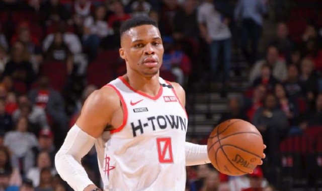  莫兰特暴扣集锦灰熊主场大胜马刺止连败