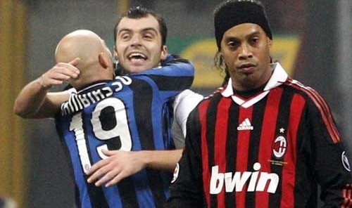  米兰德比争议红牌，VAR判定引发热议  