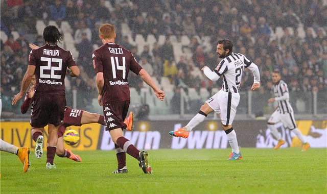  迪巴拉任意球制胜，罗马客场抢分成功  