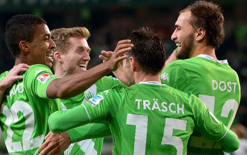  勒沃库森补时绝平保持不败金身  